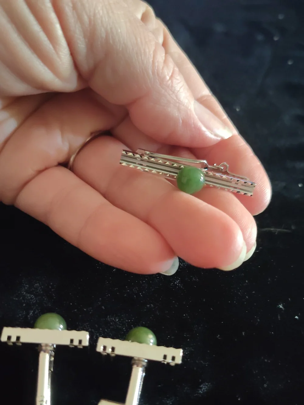 Silver Tone Tie Bar and Cufflink Set with Green Stone